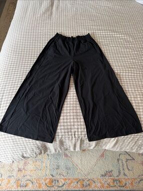 Lululemon Black Wide Leg Pant
